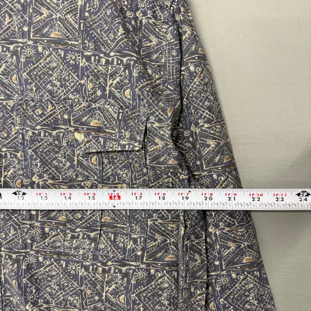 Vintage L.L.Bean Button Down Shirt Blue Geometric Tribal Print Mens‎ Small DD36